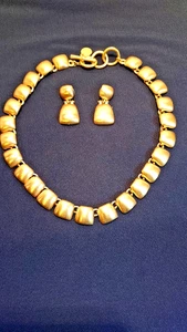Anne Klein Signed Vintage Necklace And Earring Set Toggle Clasp 80's Preowned - Picture 1 of 17