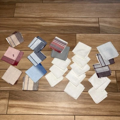 Vintage Lot Of 22 Handkerchiefs Quilted Plaid Monogramed Solid Unbranded Hankys - Image 1 of 4
