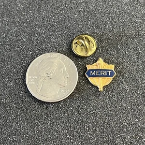 Student School Education Merit Award Gold Tone Pin Pinback #45404 - Picture 1 of 2