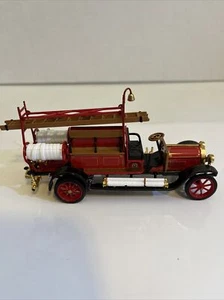 Matchbox Models Of Yesteryear 1912 Mercedes Benz Fire Engine YFE20-M NIB COA - Picture 1 of 5