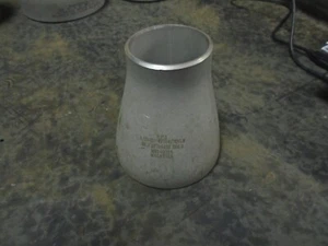 PIPE FITTING, ECCENTRIC REDUCER 3"X2", BUTTWELD 304SS SCH 10 - Picture 1 of 1