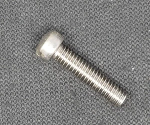Penn Rolle 85 Sea Boy 16-60 CH Unterstegschraube 18 mm lang - Bild 1 von 1