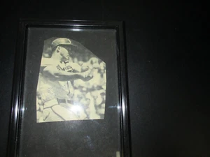 Ed Matthews Autograph-Circa 1965,Original Owner,Small Framed Clipping - Picture 1 of 4