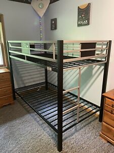 Gently Used Metal Bunk Bed Twin Over Twin In Excellent Condition