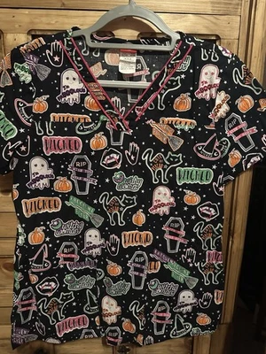 Blusa Médica Dickies Halloween para Mujer Talla Mediana Foto 1 de 3