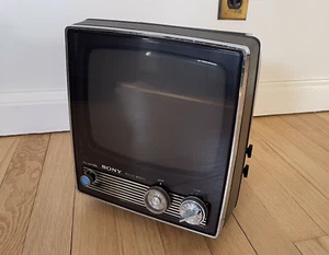 Vintage Sony Solid State Portable TV Model TV-950 Tested - Picture 1 of 20
