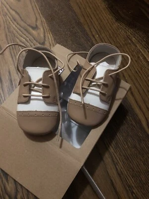 La’Mour infant shoes - Image 1 of 4