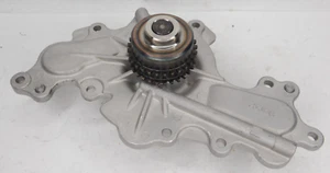 Engine Water Pump with Gasket PW657 fits Ford Edge 2012 Interceptor - Foto 1 di 5