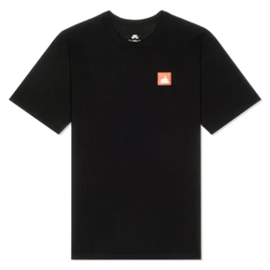 Nike SB T-Shirt gesticktes Logo 100% Baumwolle Herren XS schwarz rot weiß FJ1167-010 - Bild 1 von 15