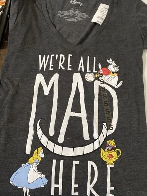 Camiseta Disney We’re All Mad Here Alicia País de las Maravillas S Foto 1 de 4