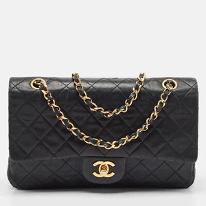 Chanel Black Quilted Leather Medium Vintage Classic Double Flap Bag - Picture 1 of 10