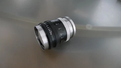 NIKON NIKKOR-P.C 10.5CM 105MM F/2.5 LENS RANGEFINDER S MOUNT - Image 1 of 4
