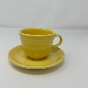 GUC Fiestaware Fiesta TEA CUP & SAUCER set, Sunflower Yellow Homer Laughlin - Imagen 1 de 5