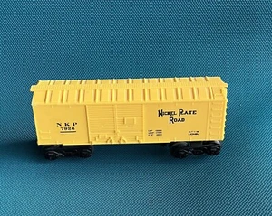 Lionel #7926 Nickel Plate Road NKP Double Door Boxcar Low Ship Yellow BLT. 1-86 - Picture 1 of 5