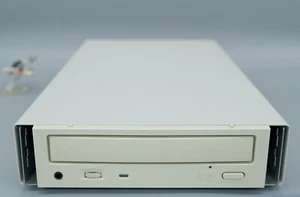 Apple External 24x CD-ROM SCSI Drive CD 300 Macintosh Mac M3023 - Vintage Apple! - Picture 1 of 5