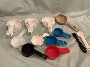 Measuring Cups Unbranded 21 Piece Used - Picture 1 of 4