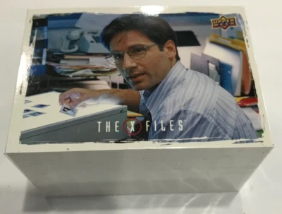 2018 UPPER DECK THE X-FILES UFO'S & ALIEN TRADING CARD FULL 100-BASE CARD SET - Image 1 of 2