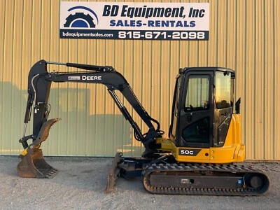 Miniexcavadora John Deere 2022 50G 470 horas Foto 1 de 4