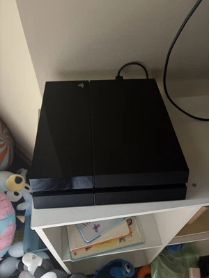 Consola de juegos Sony PlayStation 4 500 GB - negra Foto 1 de 3