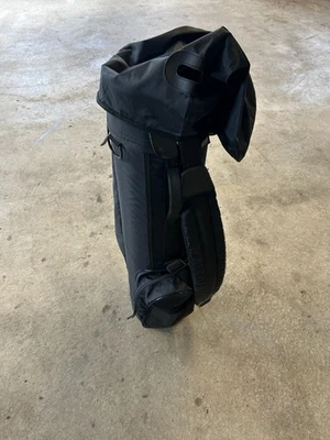 Vintage Datrek 4-Way Golf Bag with Carry Strap, Rain Cover, and Umbrella Holder - Image 1 of 4