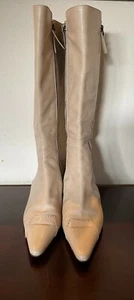 Tod's halbhohe Lederstiefel in Knochenfarbe Größe 37/7  - Bild 1 von 6