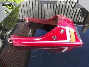 KAWASAKI GPZ305 GPZ250 SCORPIONE CARENA PANNELLO SEDILE MARRONE - Foto 1 di 4