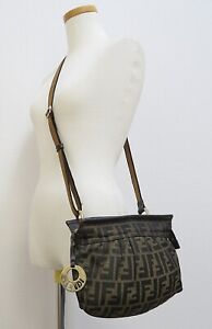 Auth FENDI Brown Zucca Canvas and Leather Crossbody Shoulder Bag Purse #50781