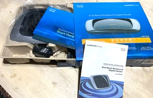 Cisco Linksys WRT320N Dual-Band Wireless Router - Picture 1 of 3