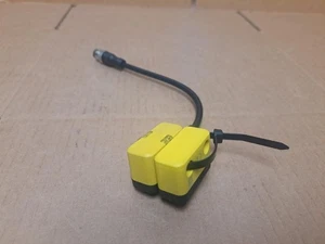 Sick Safety Switch Part No. STR1-XDAM0AC5 w/ STR1-XAS - Picture 1 of 9