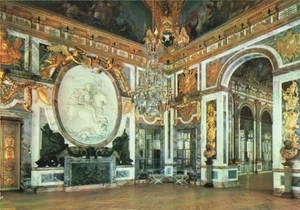 Postcard France Palace of Versailles Queen's Guards Hall Circa 1950 - Bild 1 von 2