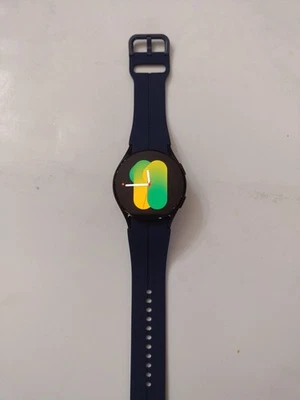 Samsung - SM-R905U - Galaxy Watch 5 - 40mm - Bluetooth + WiFi + LTE - Black USED - Image 1 of 4