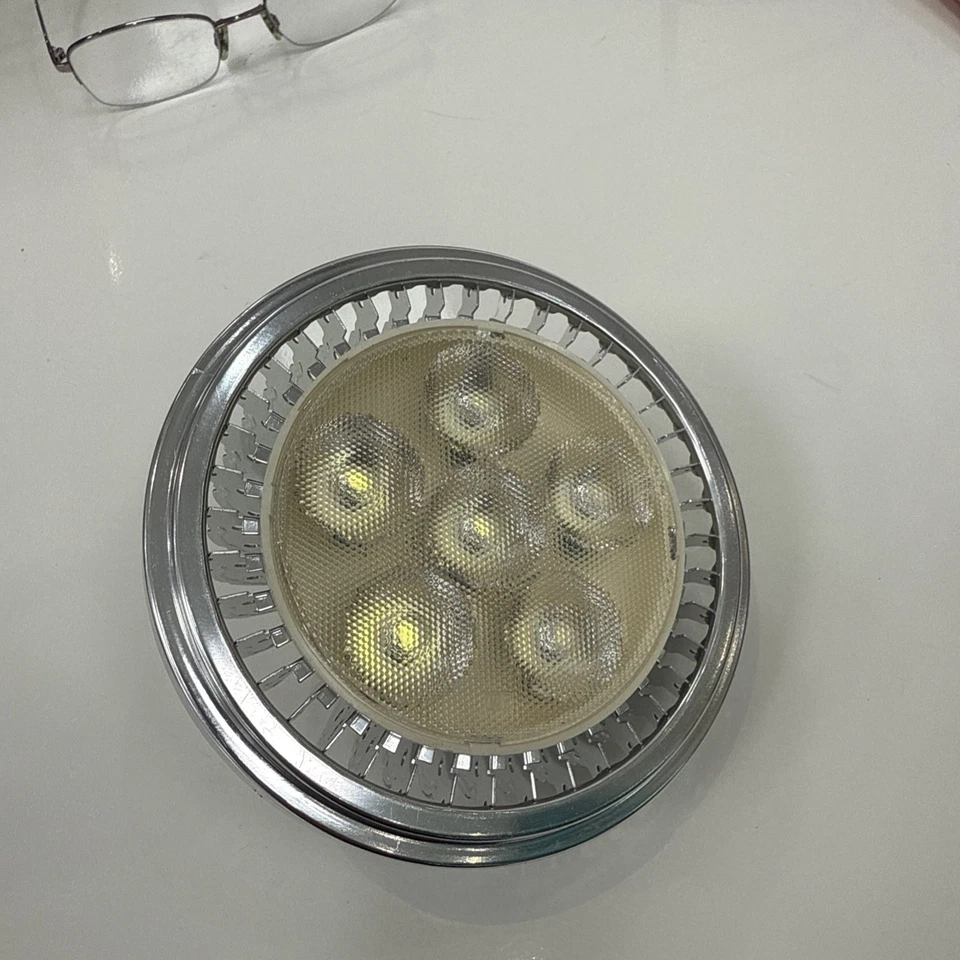 Job lot 23 x Diamond AR111 12-14v 50-60hz 6*2w cw 10w NEW led lightbulb - Image 1 of 4