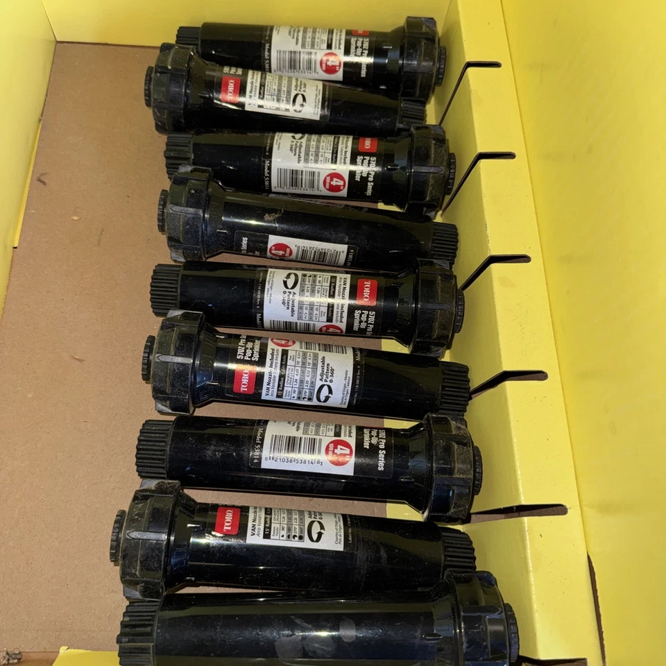 Lote de 9 aspersores pop-up de 4 pol. 570Z Pro 0-360 graus padrão ajustável Toro 53814 - Imagem 1 de 4