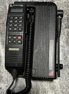 Motorola 4800x vintage mobile phone With PSU - Picture 1 of 10
