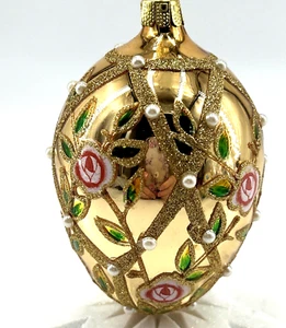 Joan Rivers Huevo Adorno Rosas Rosas Imitación Perla Oro Acentos 4" Ornamentado 2009 - Imagen 1 de 6