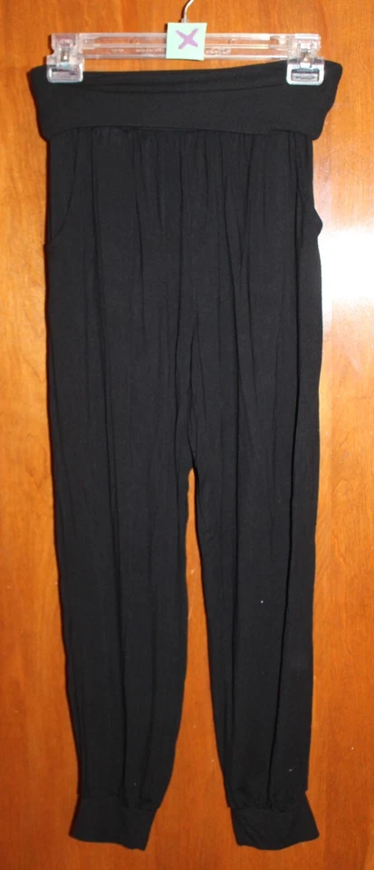 AERIE Damas Pequeño PANTALONES DE SALÓN DE PUNTO (negro con pierna cónica) Usados en Excelente Condición Foto 1 de 1