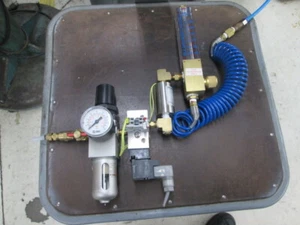 SMC 0-145 Max Psi Pneumatic Regulator W/24V DC Electric Solenoid & Sight Glass - Picture 1 of 8