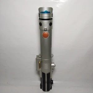 Star Wars Spring Action Blue Light Saber Hasbro 2006 - Picture 1 of 14