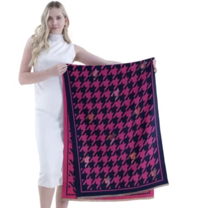 Luxurious Navy Fuchsia Houndstooth Scarf with Jacquard Detail and Solid Border - Picture 1 of 7