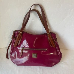 Dooney & Bourke Schultertasche Vintage 1975 Lila Lackleder - Bild 1 von 15