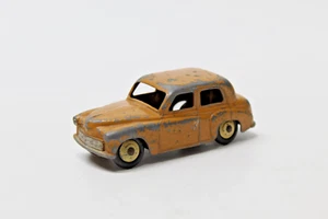 DINKY TOYS n. 40f 'HILLMAN MINX SALOON' Tan - Originale, Meccano Ltd, Inghilterra - Foto 1 di 8