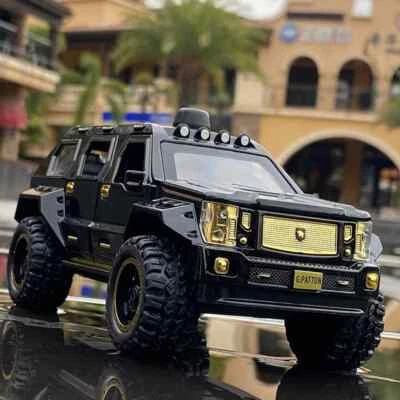 1:24 Hummer Chariot George Barton Car Model Armored  Alloy Diecast Toy Vehicle - Image 1 of 4