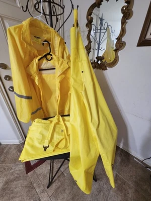 2 Safety/Rain Suits, Yellow Economy, 2 Jackets, 2 Fireproof Pants, Size Large - Image 1 of 4
