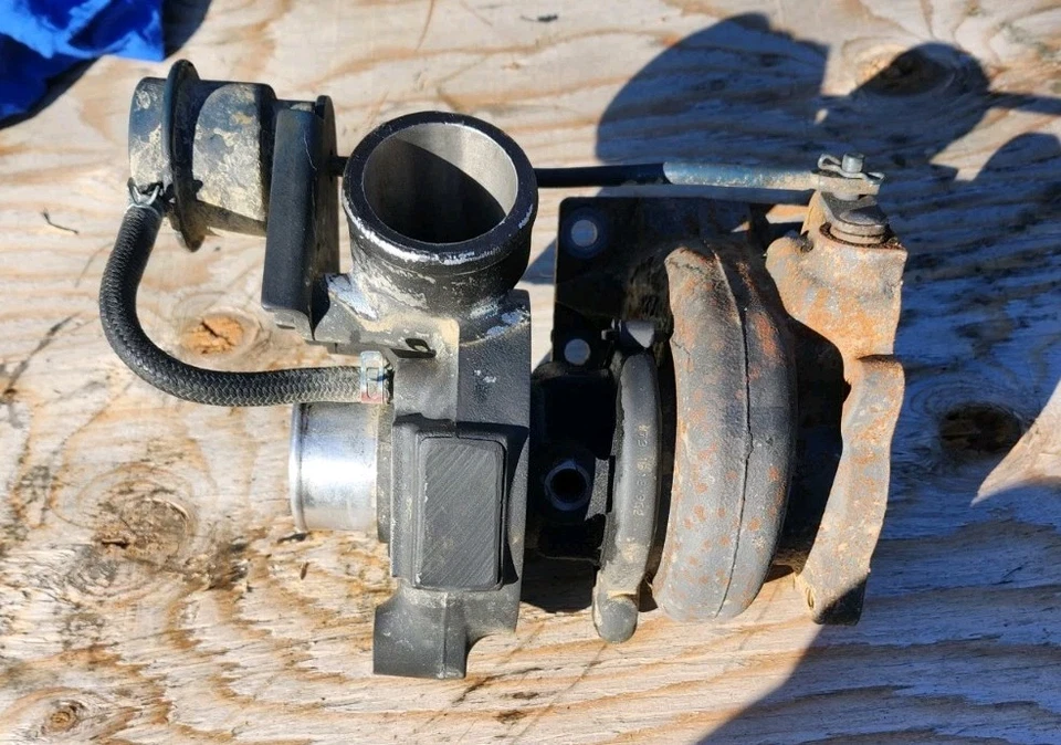 Kubota V3307 Turbo Diesel - Image 1 of 4