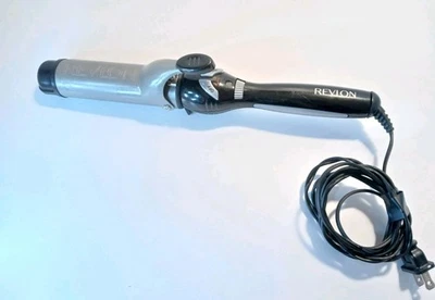 Revlon RV051CN8 1" Tourmaline Ceramic Styling Iron - Image 1 of 4