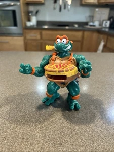 Figurine vintage TMNT Tortues Ninja 1993 Pizza Tossin' Mike MICHELANGELO - Photo 1/7