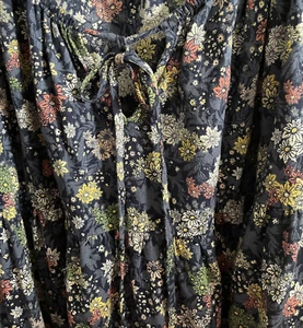 Universal Thread bellissimo abito floreale, 2X stile leggero, usato - Foto 1 di 9
