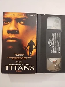 Remember the Titans - Denzel Washington (VHS, 2000) **Buy 2 Get 1 Free**  - Imagen 1 de 2