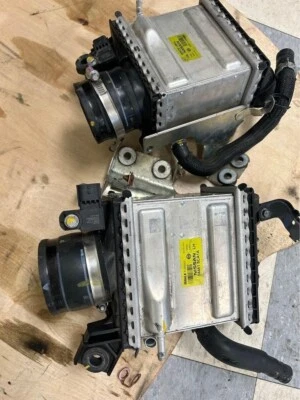 Infiniti Q50 Q60 2016-2020 3,0 L enfriador de aire de admisión (par) OEM Foto 1 de 4