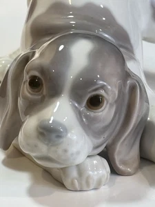 Vintage Lladro Spain Gray White "Playful Puppy", Dog Beagle, 4½" tall - Picture 1 of 11